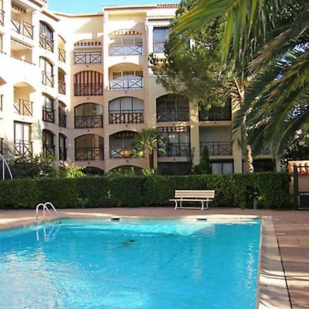 Les Coralines Apartment Сен Максим Екстериор снимка